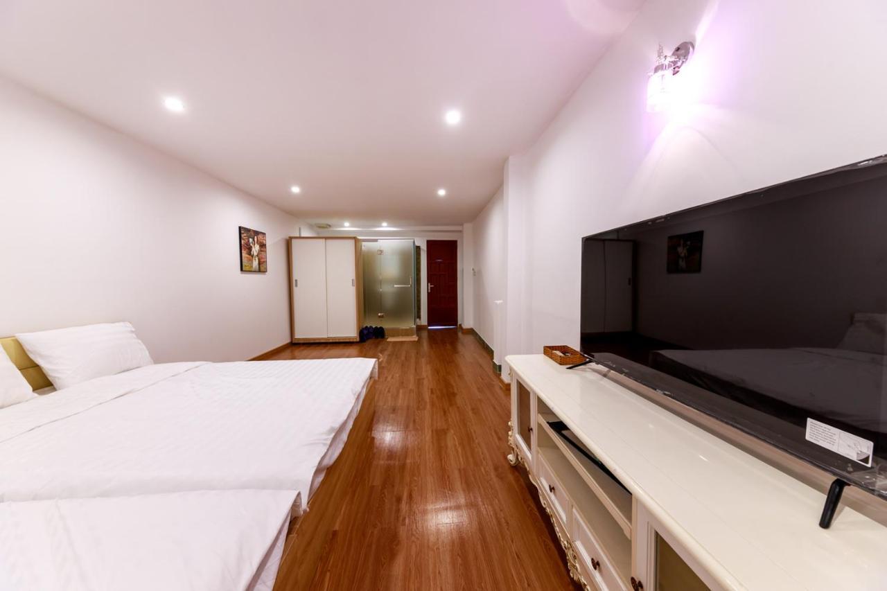 Venus Hotel & Massage - Bui Vien Walking Street Thành Pho Ho Chí Minh Esterno foto